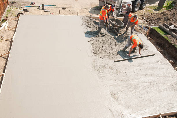  , RI Concrete contractor Pros